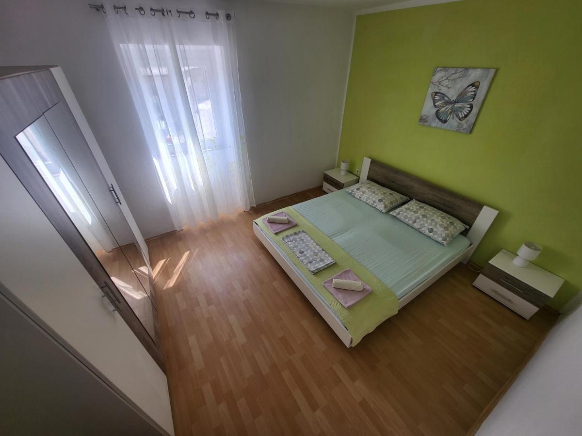 Apartment Maria Ljubač Zewnętrze zdjęcie