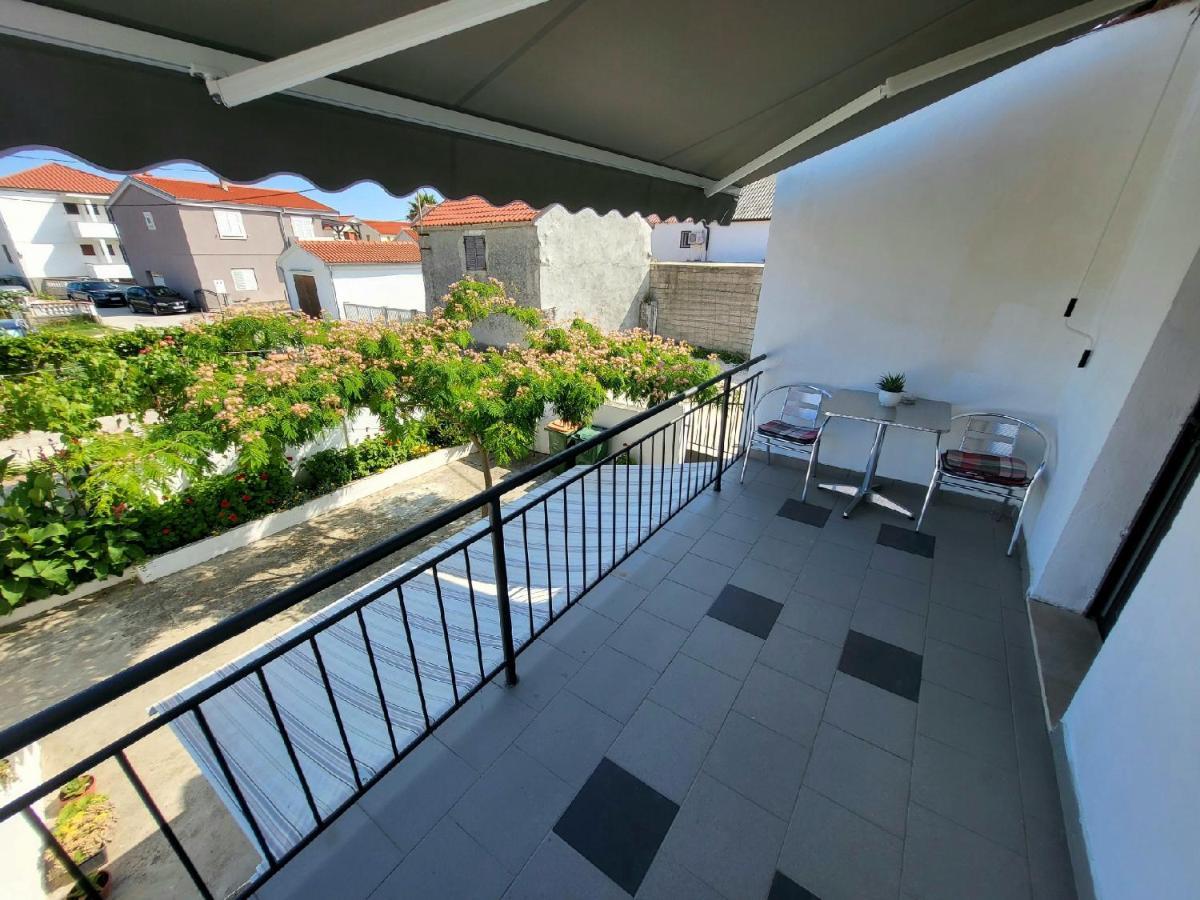 Apartment Maria Ljubač Zewnętrze zdjęcie